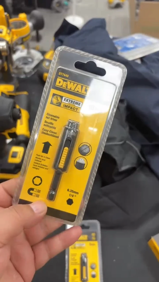 得伟DT7440可清屑套筒10mm