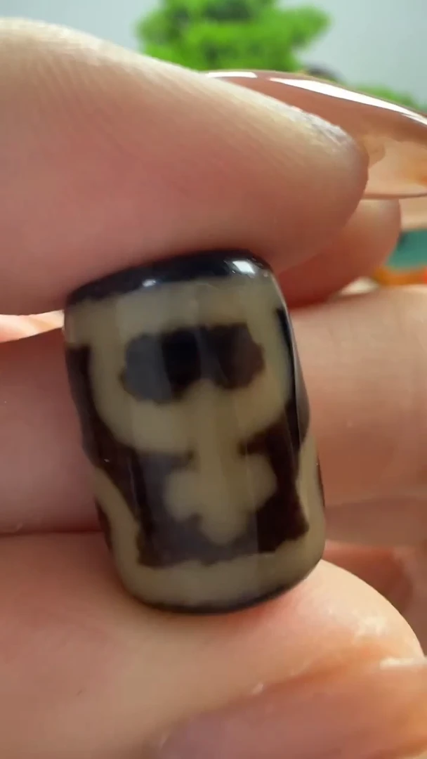 玛瑙/玉髓（覆膜）颈饰未镶嵌39.（微瑕随机发货）