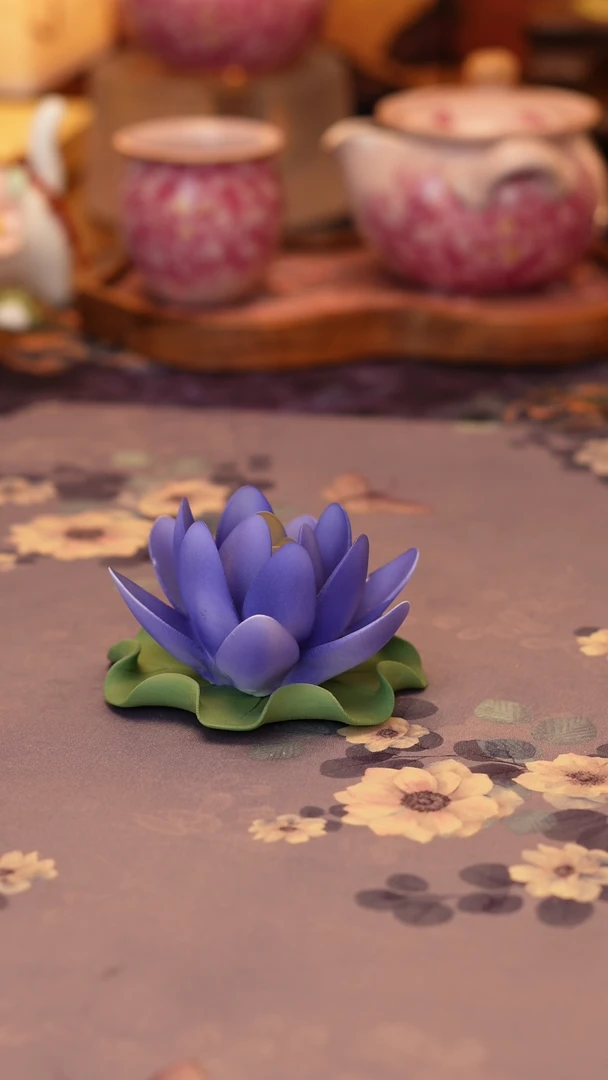 【闪购商品】蓝莲花摆件······