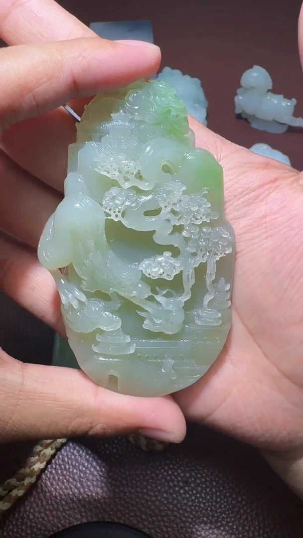 未镶嵌和田玉把件金*水和田玉