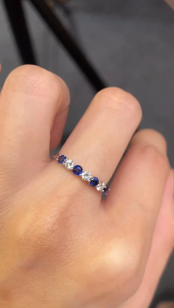 蓝宝石戒指18K金镶嵌主石：0.50ct