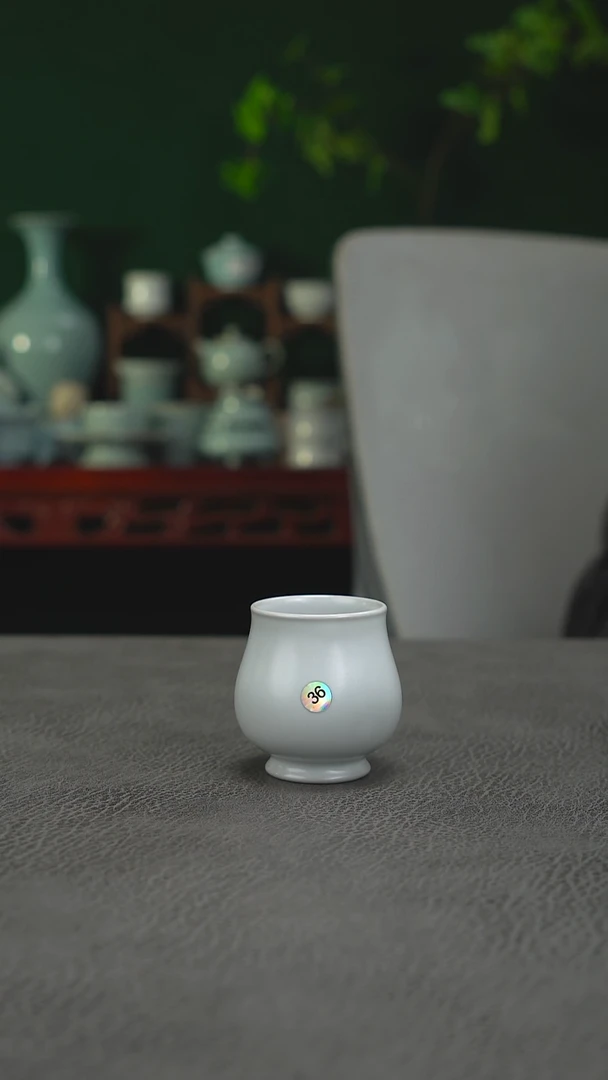 月白釉36号玫瑰杯微瑕无纹-二