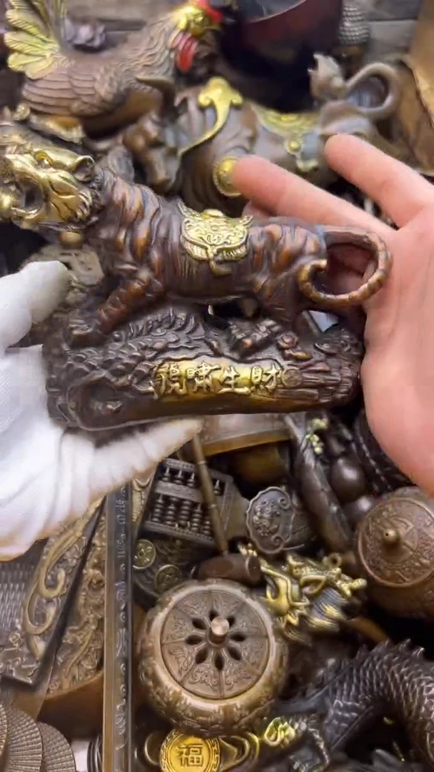 精美铜器，点击下单