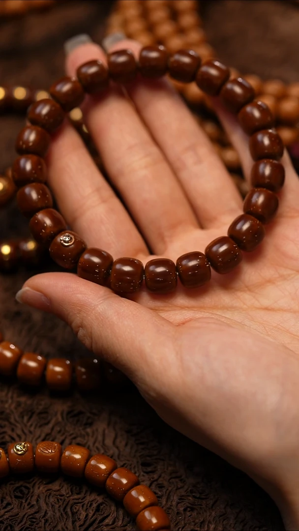 手串猴头核桃?紫金鼠单标玫瑰金熊猫标