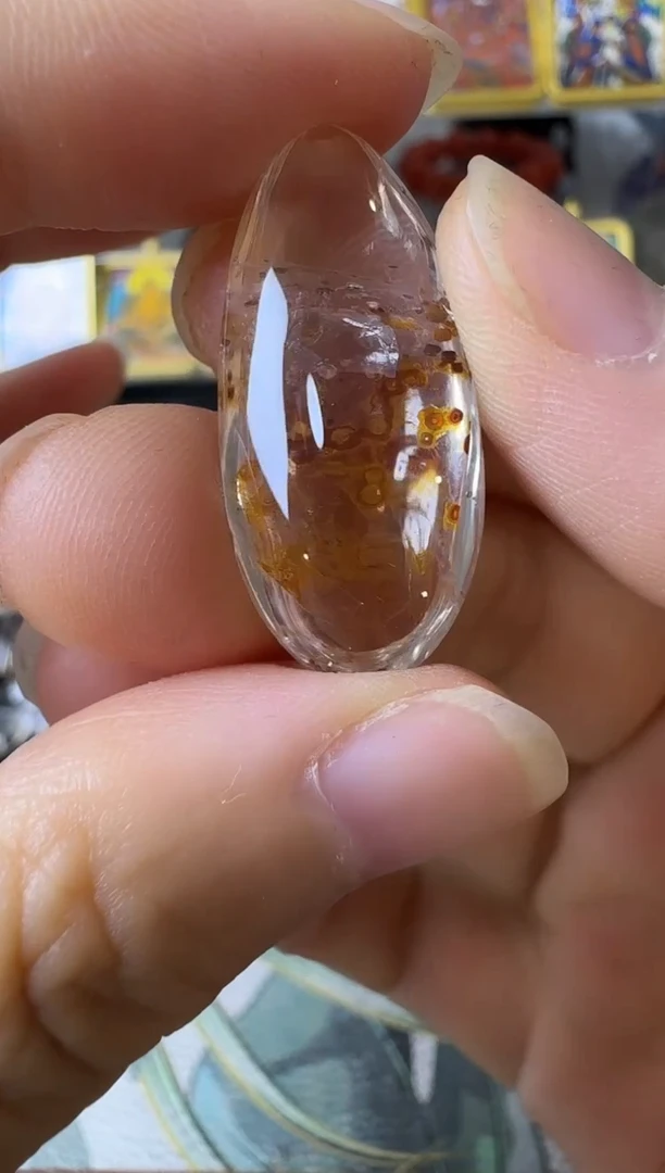 颈饰未镶嵌水晶23矿坑
