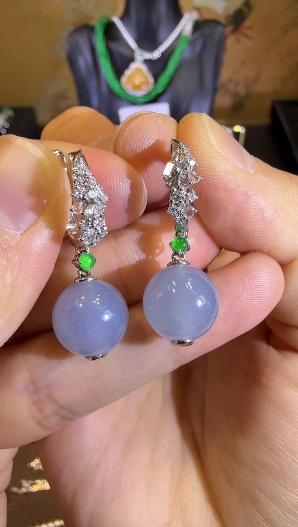 【闪购商品】翡翠耳饰18K金镶嵌高冰梦幻紫珠子耳坠