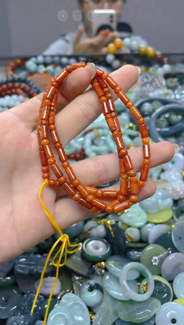 颈饰未镶嵌翡翠4MM/ T /翡翠A货，一件也是批发价