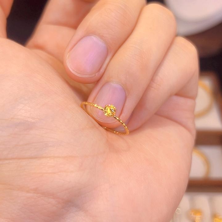 钛钢锆石戒指 黄色石头不掉色开口戒指轻奢小众简约精致镶嵌