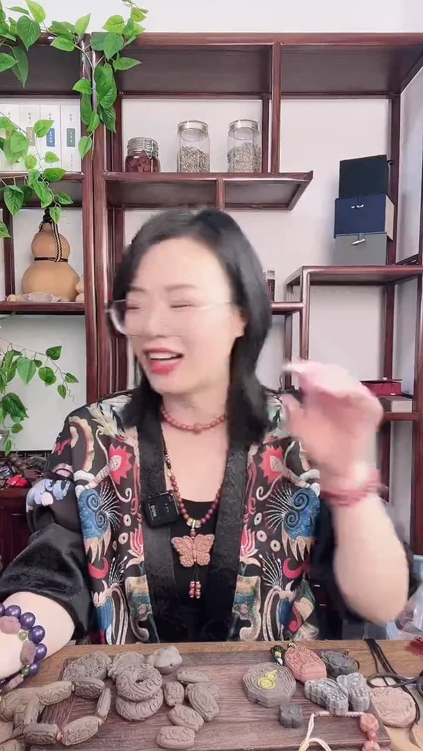 泥塑悠**月玉兰香方的四叶草