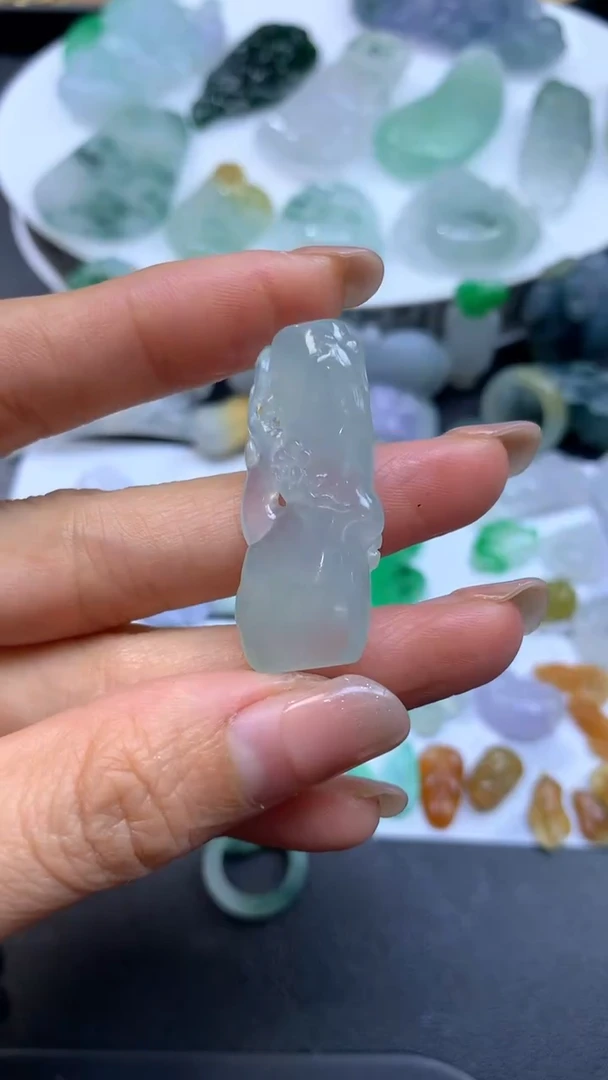 【闪购商品】定制翡翠未镶嵌翡翠