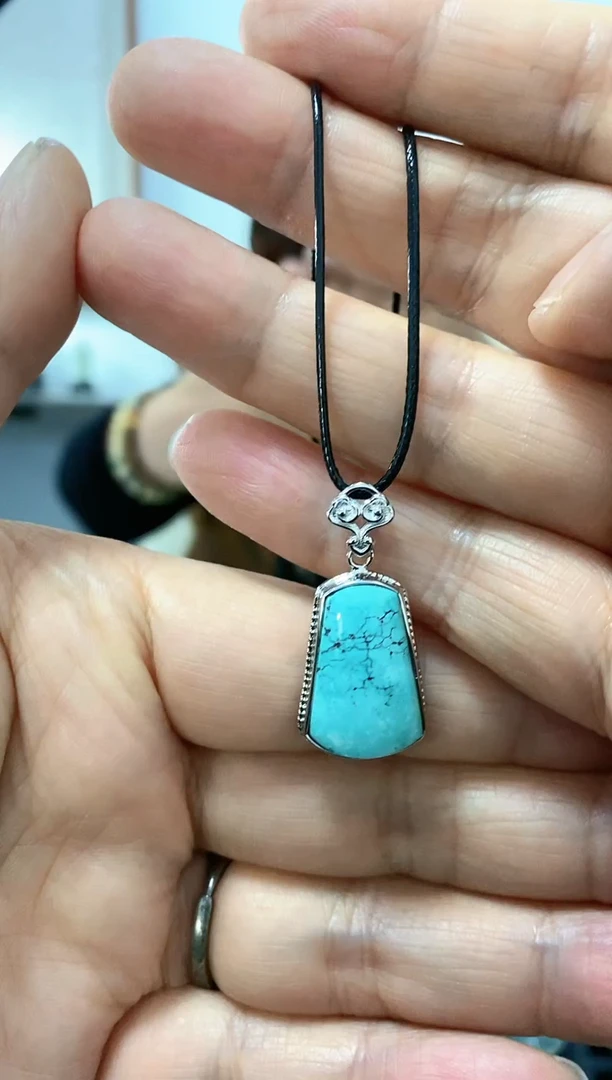 【闪购商品】直播间房福利款吊坠8