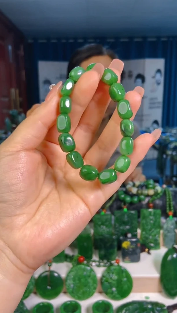 和田玉未镶嵌挂件1