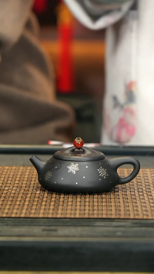 【闪购商品】紫砂茶壶YT61雪花石瓢 黑料
