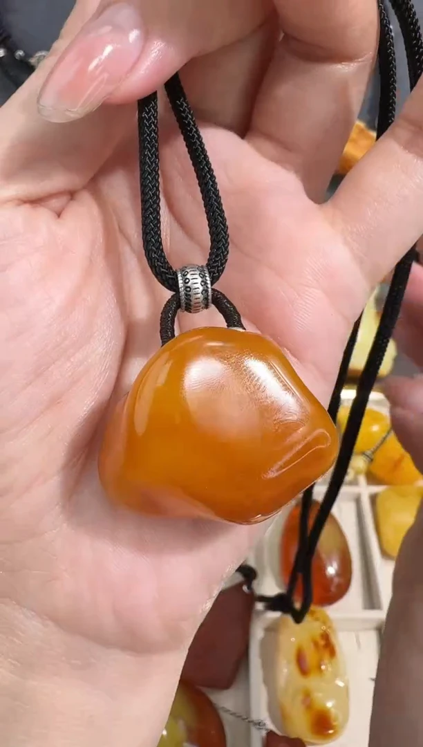 裸石琥珀未镶嵌琥珀