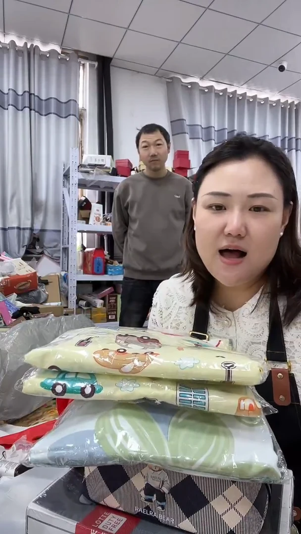 织物琪琪女包店商品看图片下单