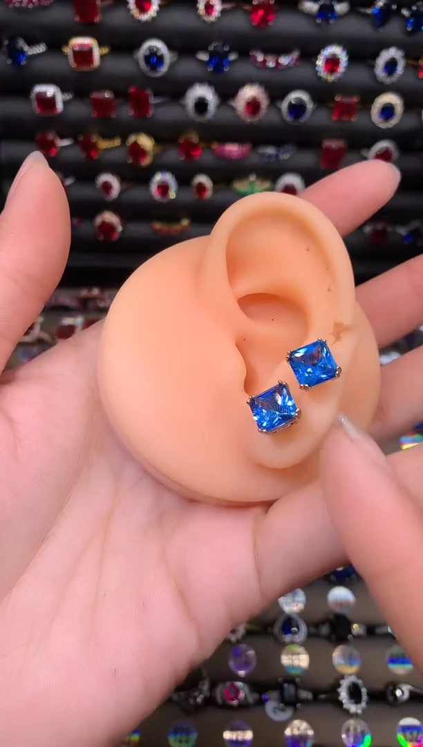 【闪购商品】蓝宝石耳饰银S925镶嵌8矢车菊玫瑰金