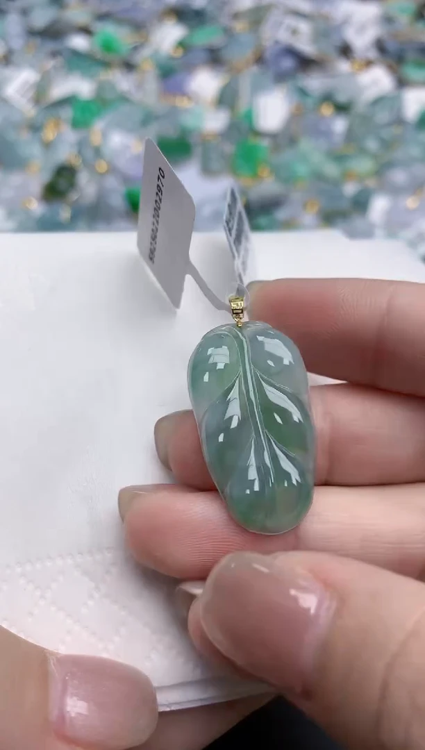 【闪购商品】翡翠颈饰18K金镶嵌天然缅甸翡翠A货