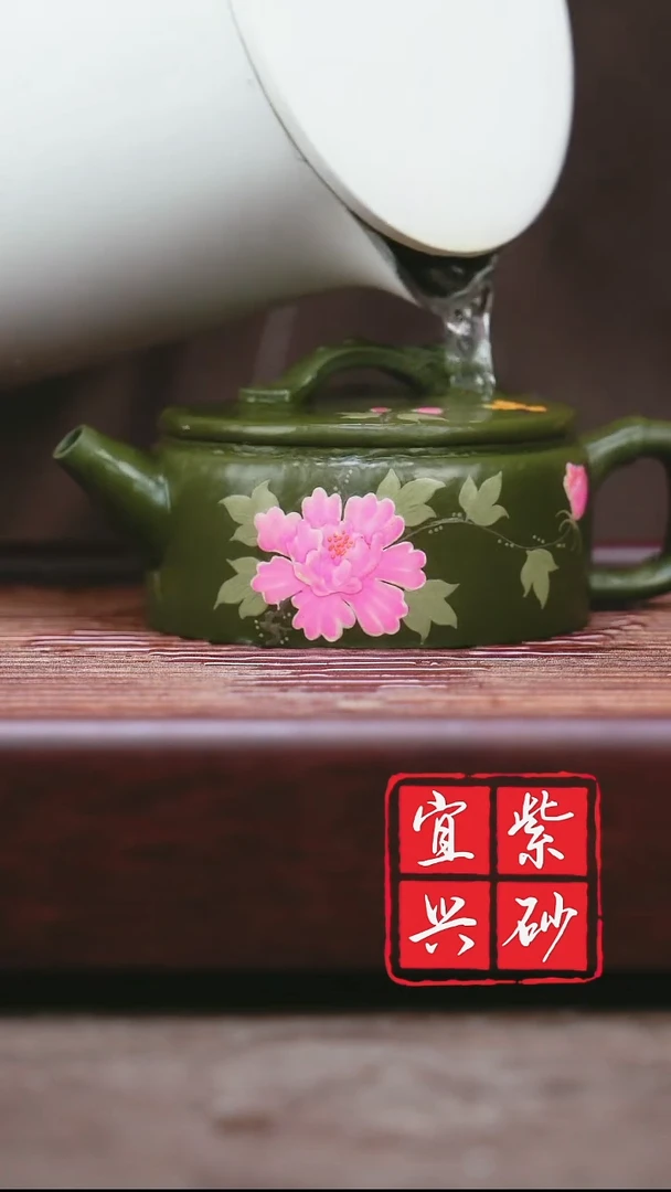 紫砂其他宜兴原矿紫砂  绿泥牡丹汉瓦