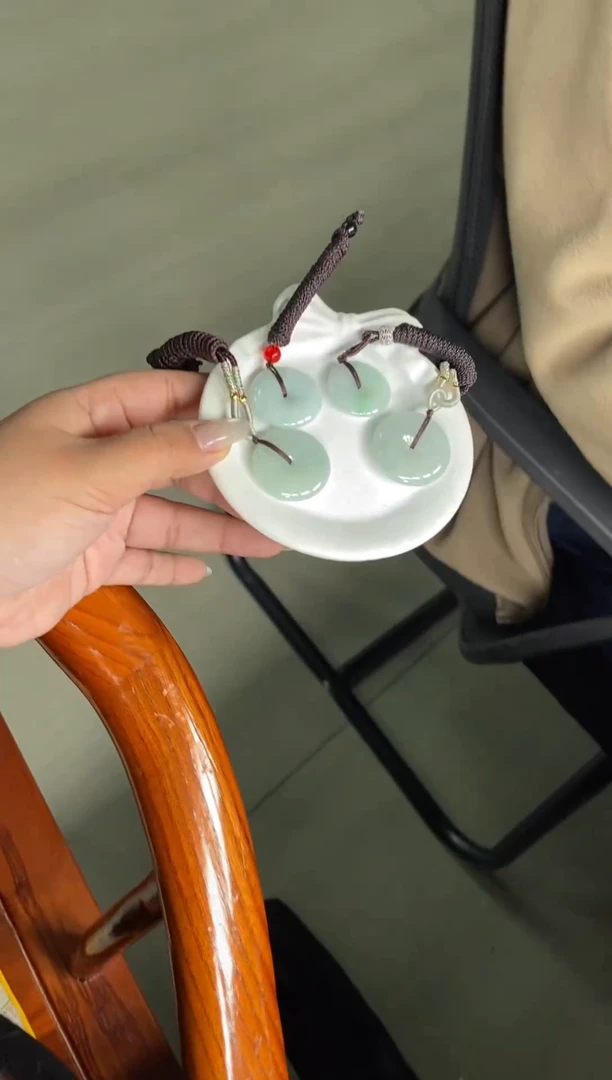 【闪购商品】翡翠颈饰未镶嵌390#-A1-510多样性发一件