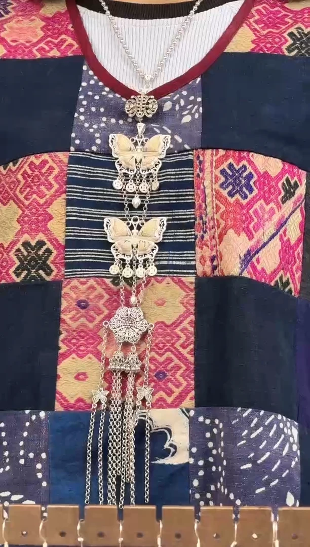 织绣民族风非遗老绣饰品135