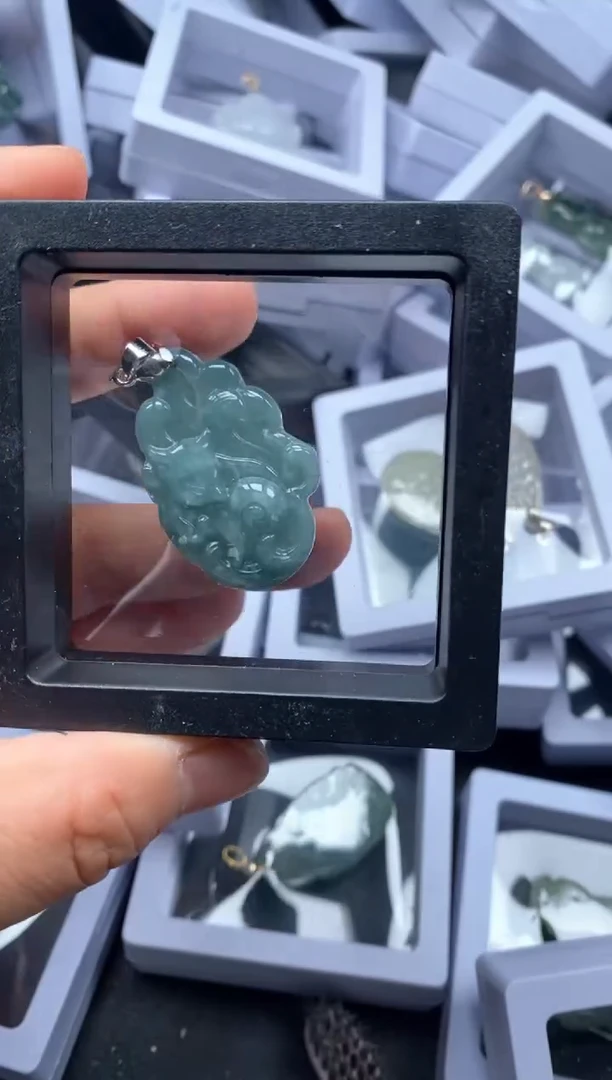 【闪购商品】翡翠吊坠(不含链)未镶嵌39087