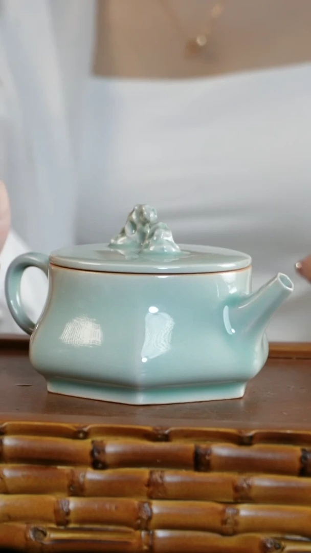 天下龙泉精品茶器48