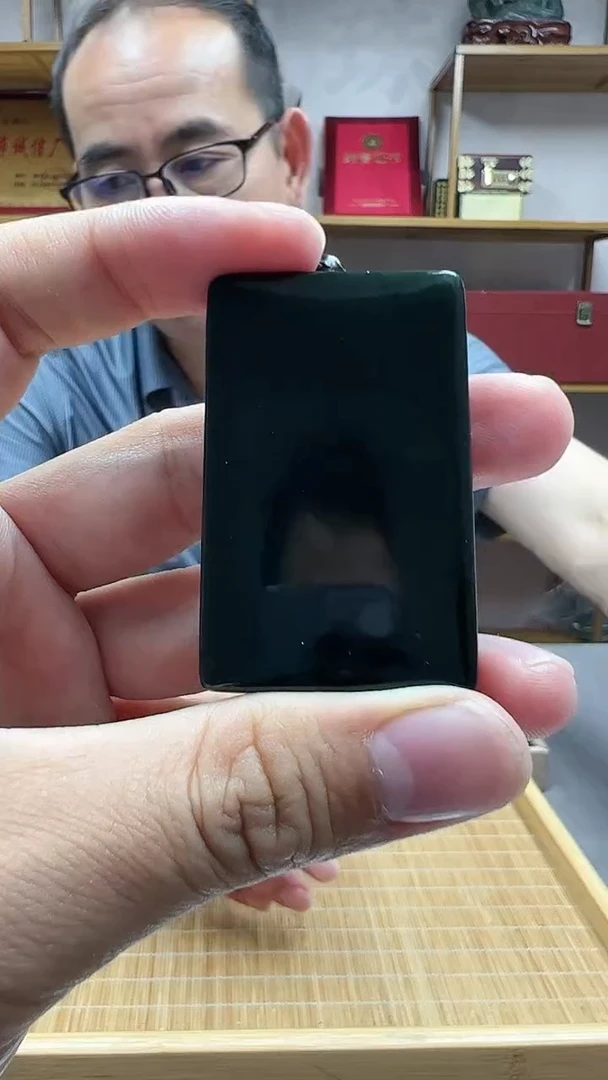 和田玉未镶嵌挂件3/51黑青