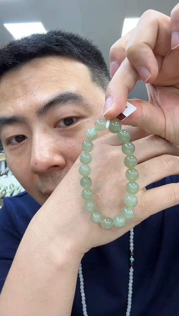 颈饰未镶嵌和田玉手串10mm