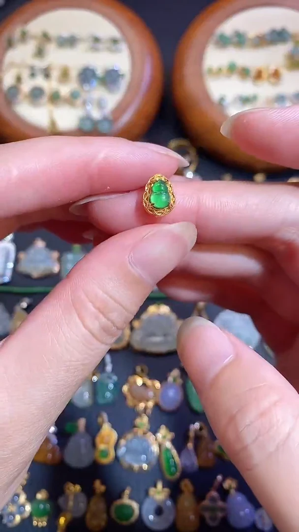 翡翠银S925镶嵌颈饰天然A货翡翠