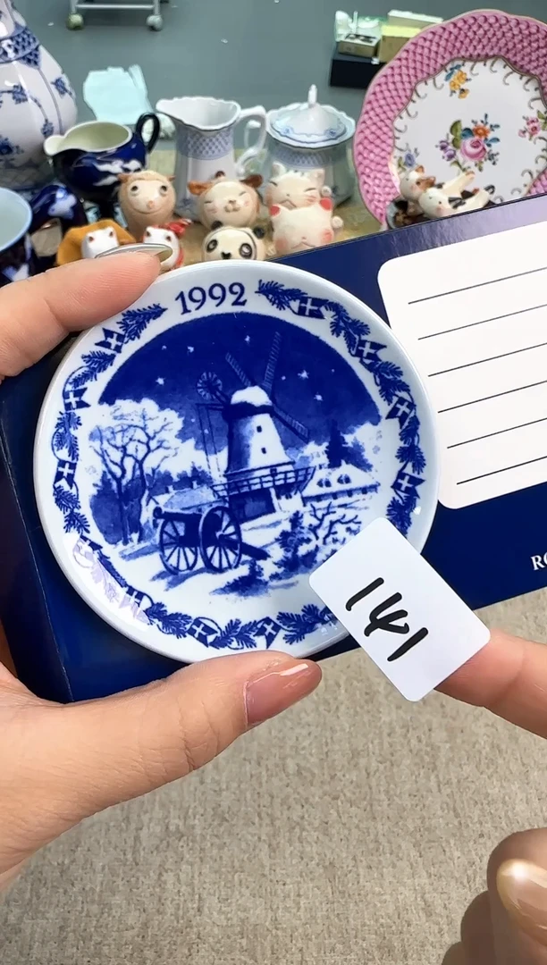 瓷片泡泡家的瓷器真好看