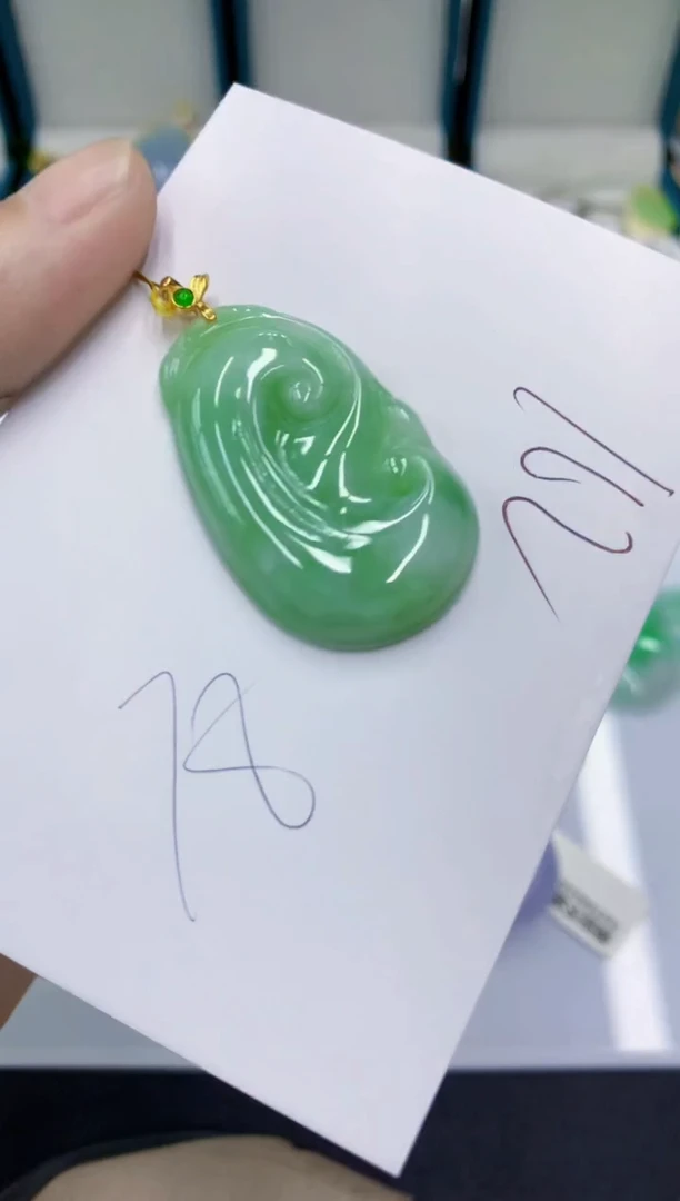 颈饰未镶嵌翡翠翡翠