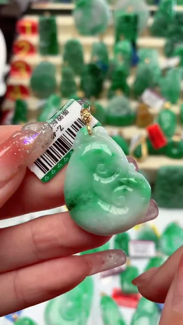 【闪购商品】翡翠颈饰18K金镶嵌挂件