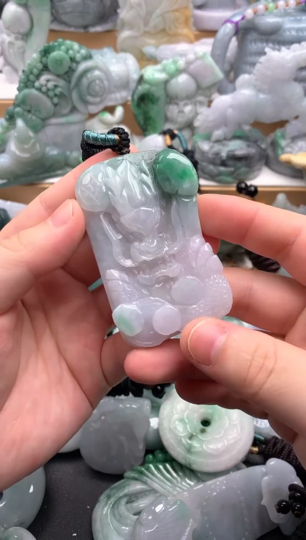 吊坠(不含链)未镶嵌翡翠1