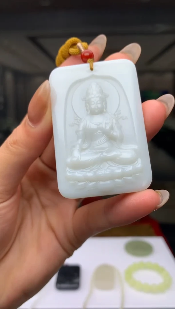 【闪购商品】定制和田玉Boss阳天然和田玉（拍一发一）