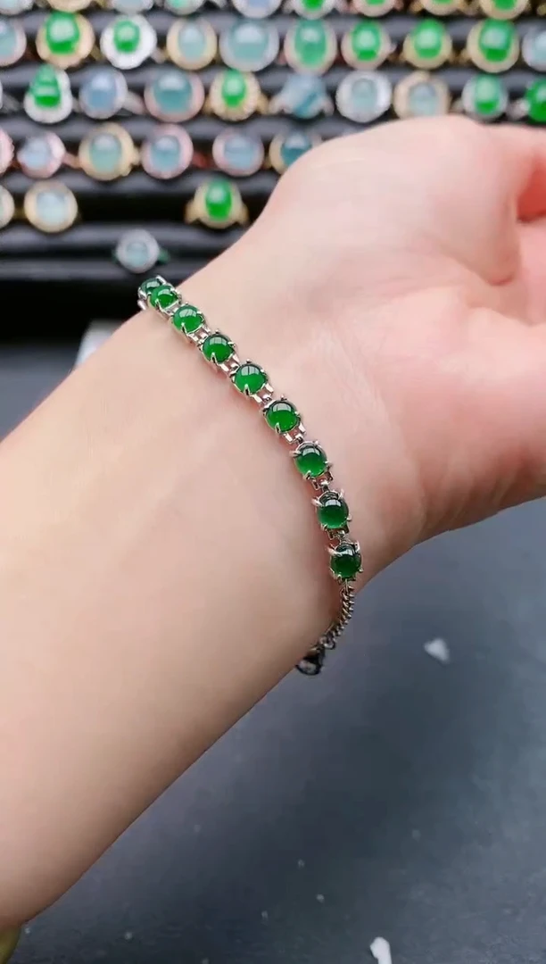 【闪购商品】翡翠戒指银S925镶嵌111111