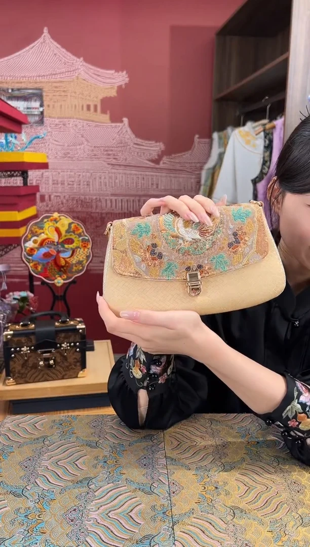 【闪购商品】刺绣非遗  手工西阵织包包