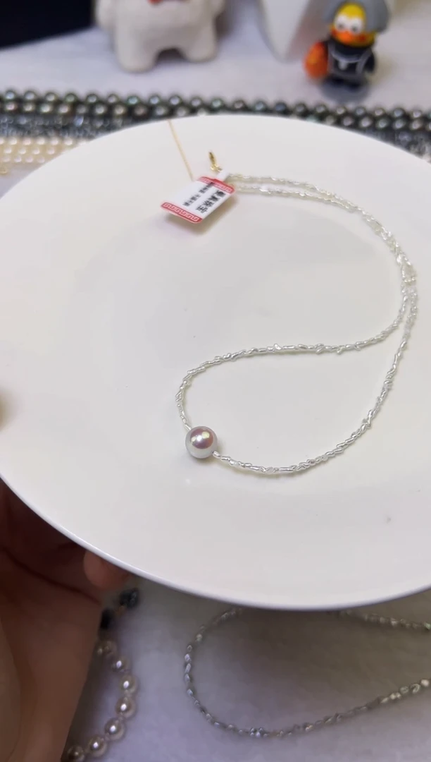 颈饰18K金镶嵌海水珍珠珍珠