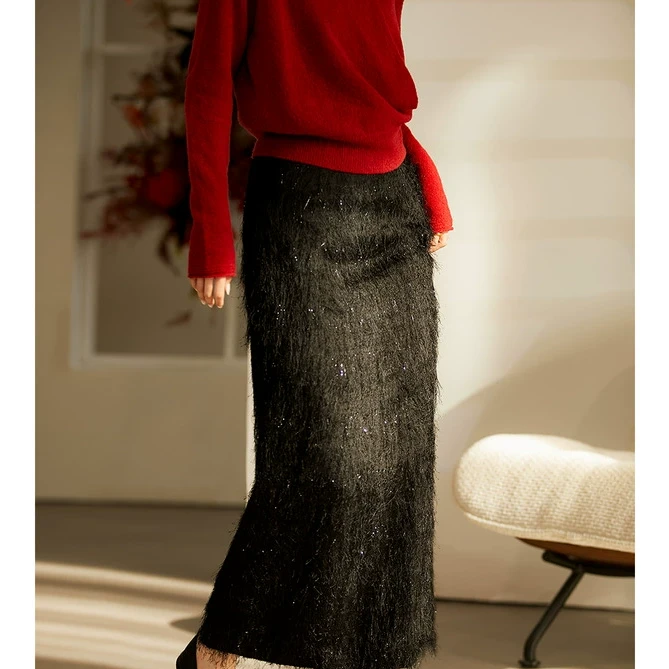 千金羽毛裙|肌理感显瘦直筒型后开叉半身裙女25春新QZE880697MG