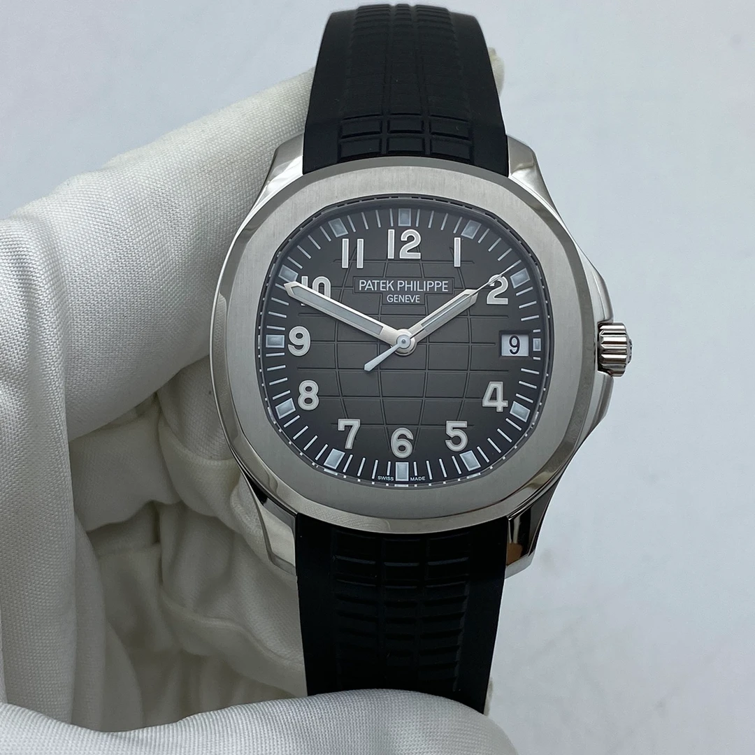 未使用 Patek Philippe/百达翡丽 百达翡丽5167A胶带手雷/未剪带