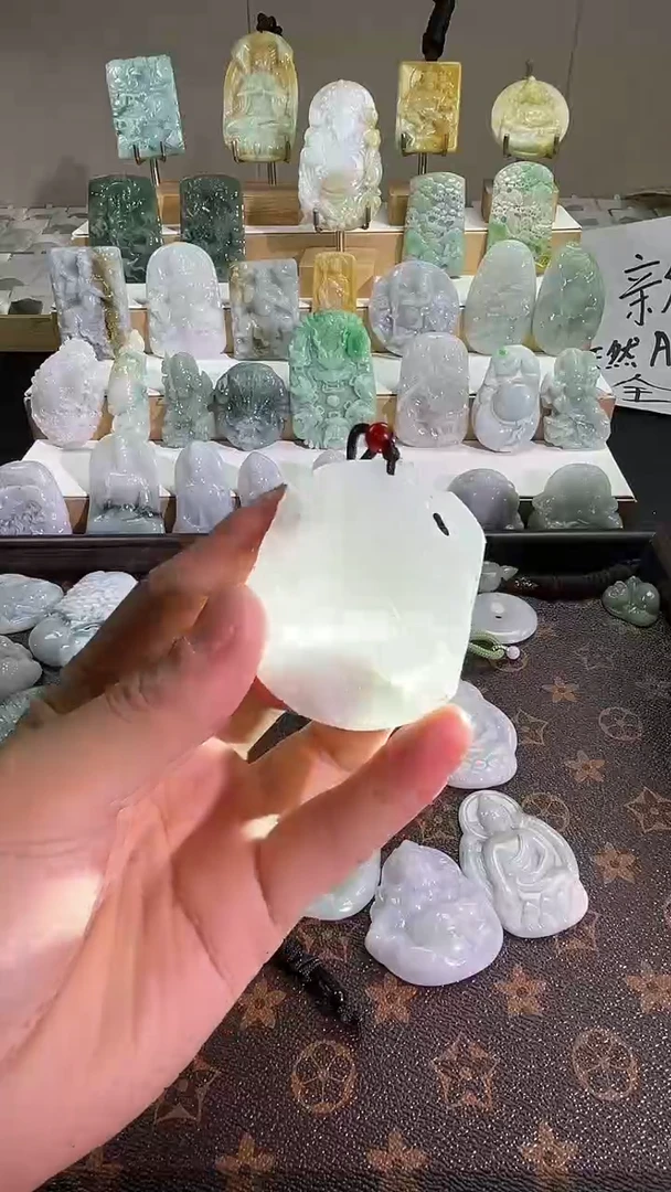 吊坠(赠链)未镶嵌翡翠11/23   7