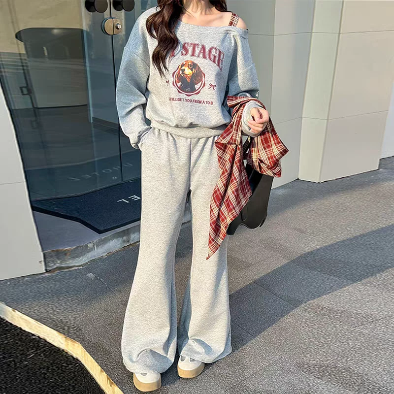 秋季新款韩系时尚小众设计感休闲通勤斜露肩印花卫衣格子屁帘套装