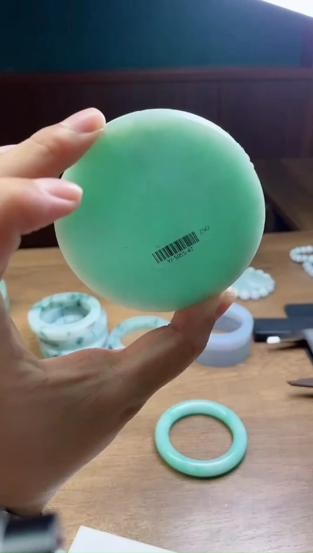 未镶嵌手镯定制翡翠丹*D