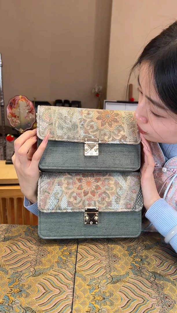 刺绣 非遗唐锦包包