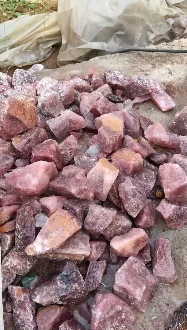 【闪购商品】水晶摆件未镶嵌草莓晶多样性发一个