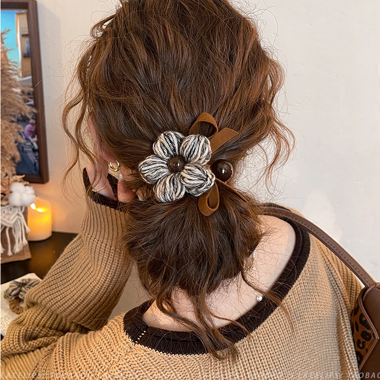 毛线花朵蝴蝶结发圈女高级感慵懒风扎丸子头发绳复古头绳秋冬发饰
