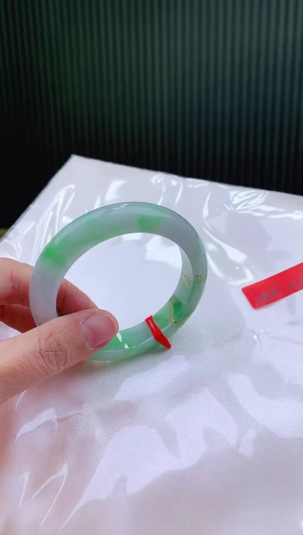 未镶嵌手镯翡翠111