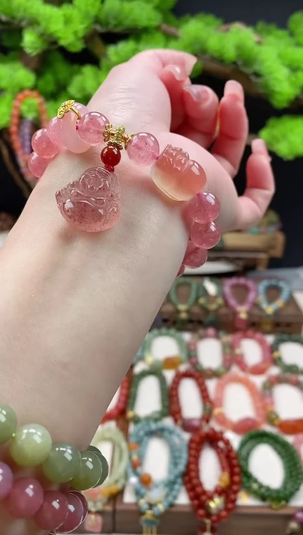 【闪购商品】石英质玉手饰未镶嵌草莓晶佛公