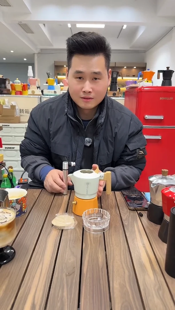 【橙白】双阀2杯摩卡壶+银色气筒+气嘴改好发货+布粉器+滤纸