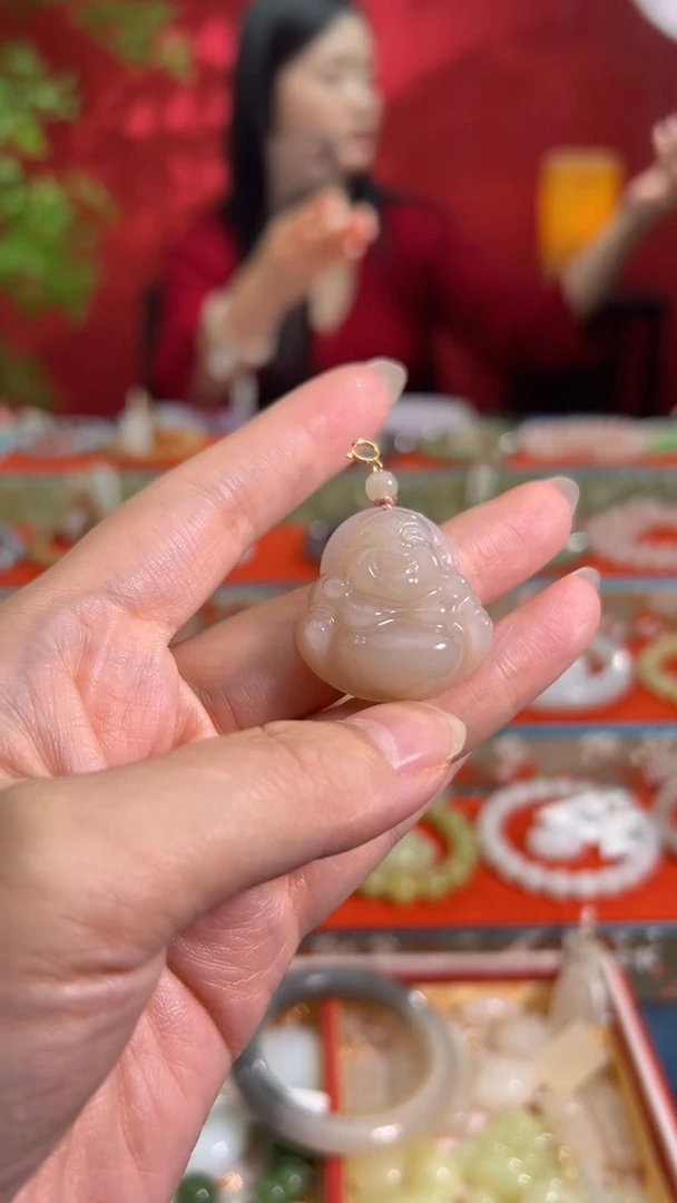 颈饰未镶嵌和田玉小*新藕粉佛公卡30mm