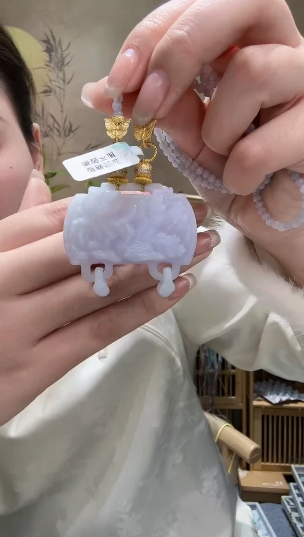 【闪购商品】翡翠颈饰未镶嵌吊坠